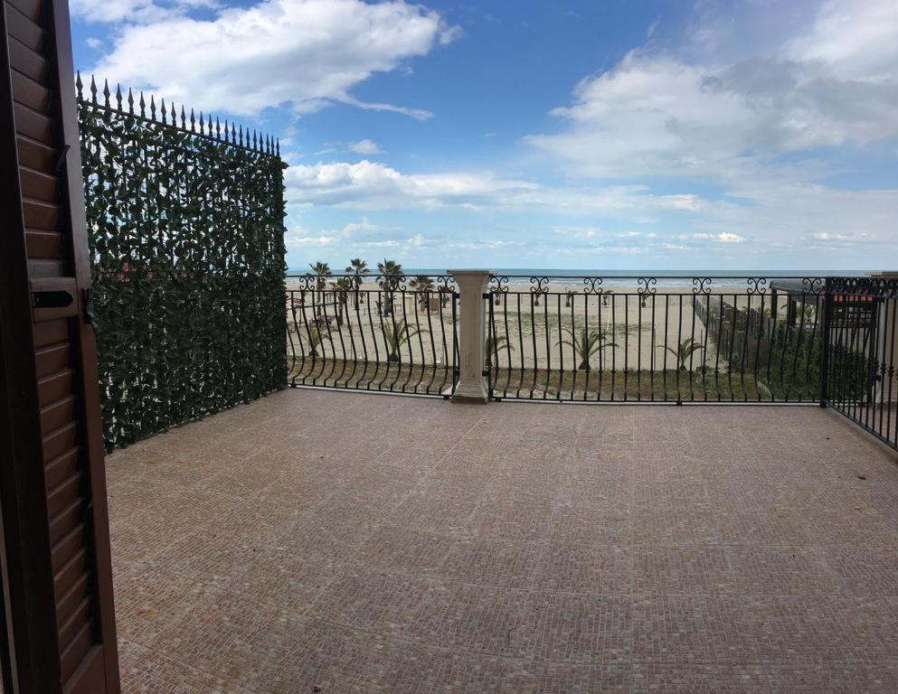 Traiano Suite Margherita Di Savoia Buitenkant foto